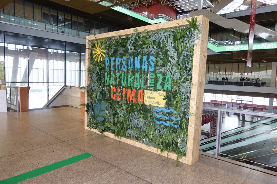 Personas, Naturaleza y Clima